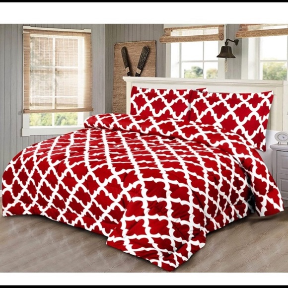 Red Bedding Printed Comforter Set - Picture 7 of 8